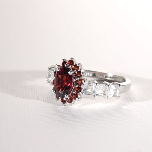 Mozambique Garnet White Zircon Ring SIZE 8 - Picture 4 of 12